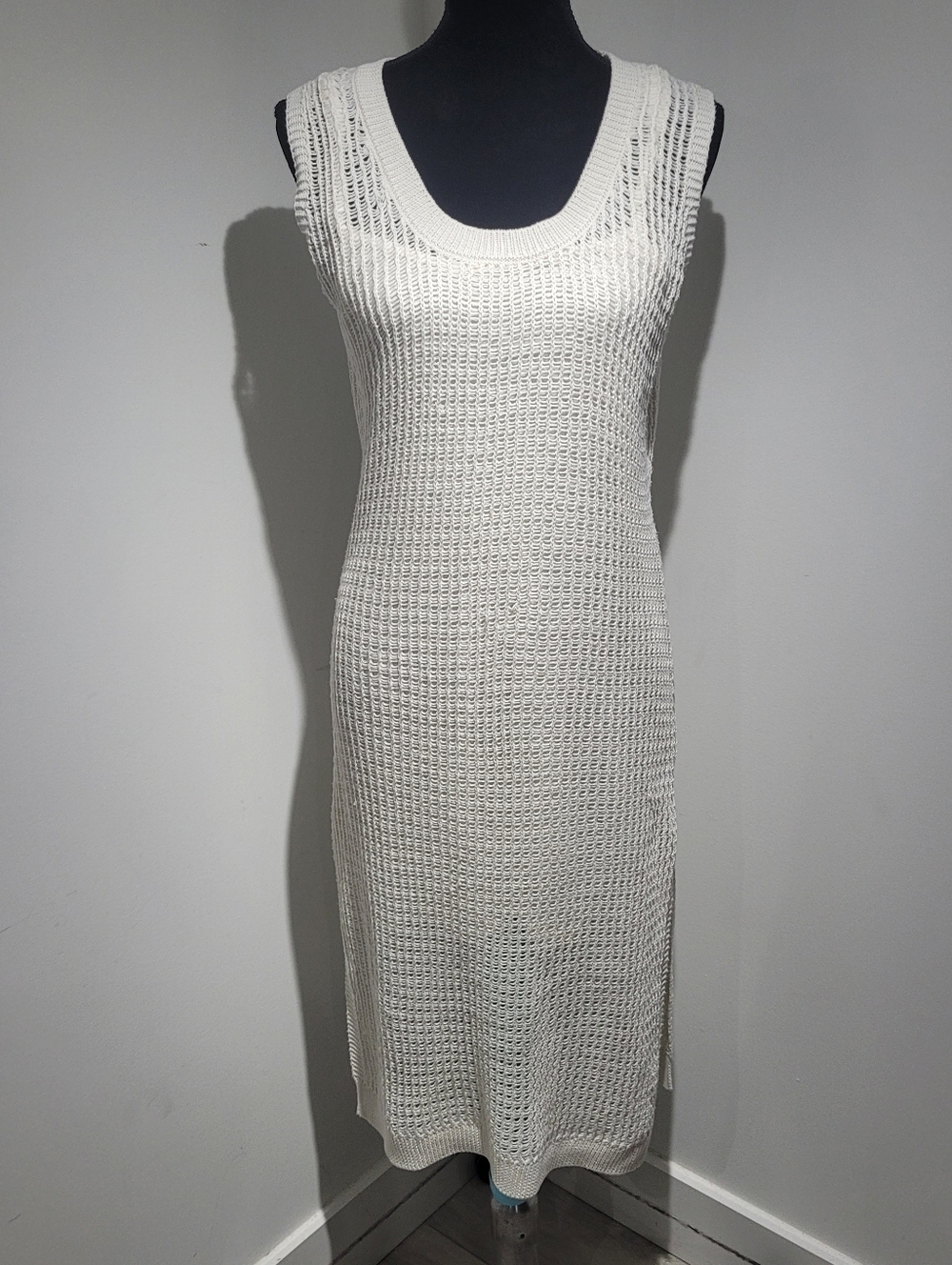 Poof New York Women's Crochet Sleeveless Lined Midi Dress Medium White
